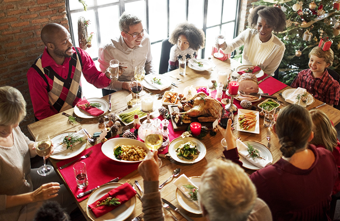 Six Reasons to Have Your Holiday Dinners Catered